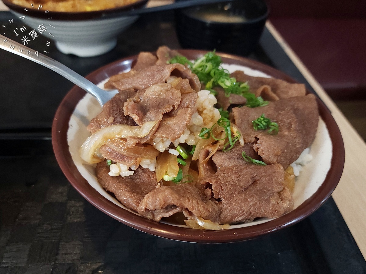 郁日式炸豬排 新店中正店|新店美食,百元平價日式炸豬排,白飯、熱湯、沙拉內用無限續 郁日式炸豬排 新店中正店|新店美食,百元平價日式炸豬排,白飯、熱湯、沙拉內用無限續