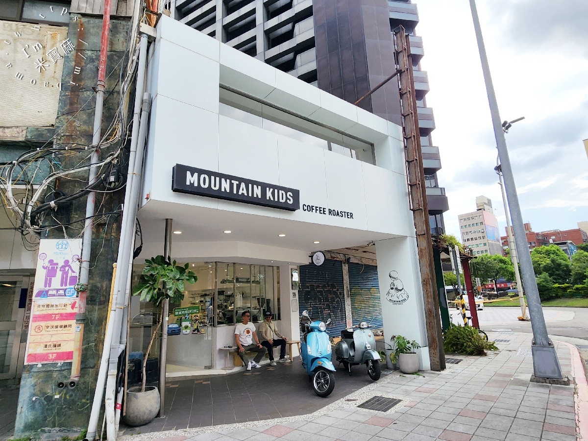 MKCR 山小孩咖啡|台北中正區咖啡廳,北門站韓系咖啡廳、不限時喝咖啡吃甜點 MKCR 山小孩咖啡|台北中正區咖啡廳,北門站韓系咖啡廳、不限時喝咖啡吃甜點