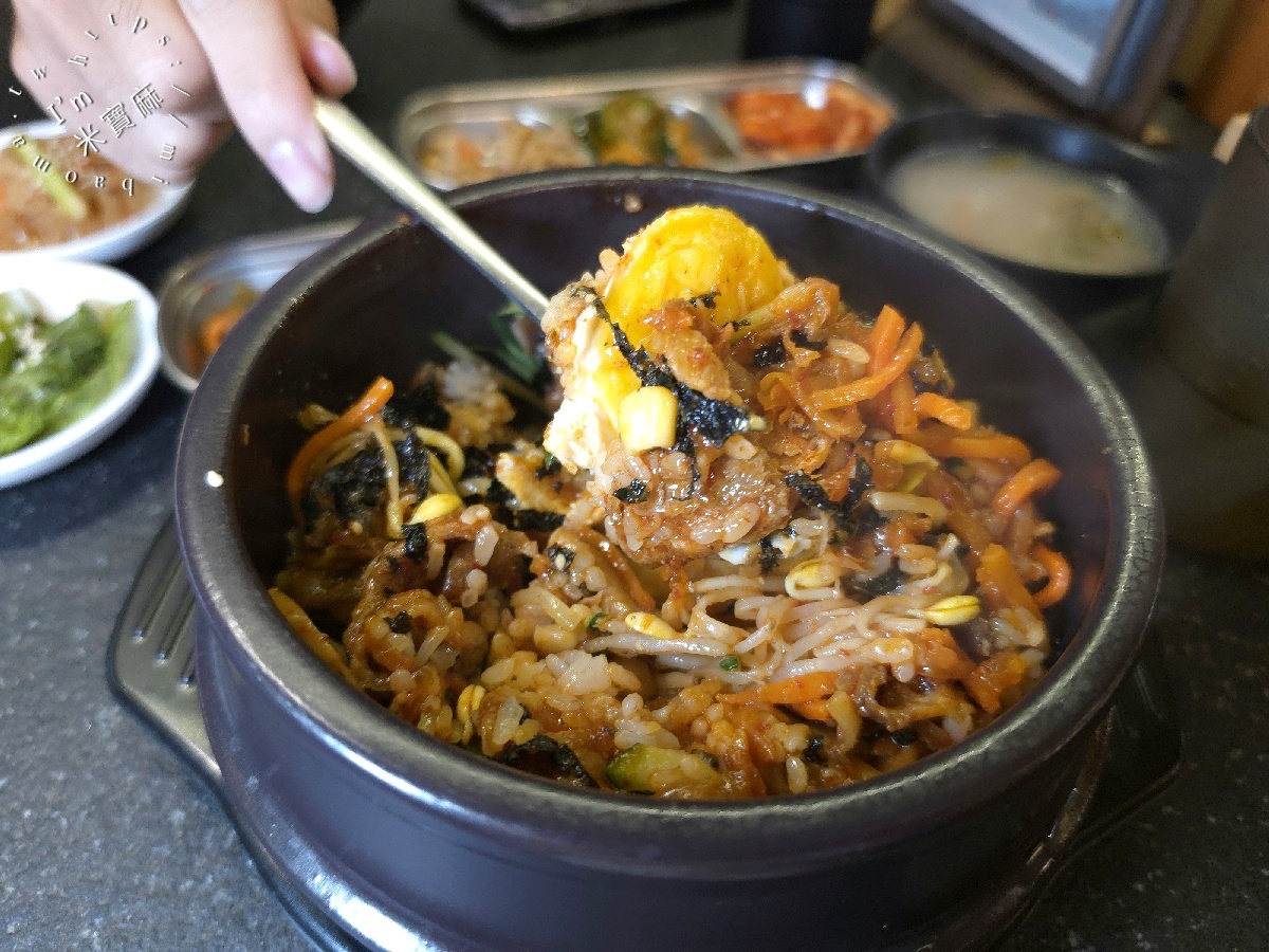 豆浦두포 豆腐鍋專賣｜中和美食，景安站韓式料理推薦！豆腐鍋、石鍋拌飯、海鮮煎餅一次吃