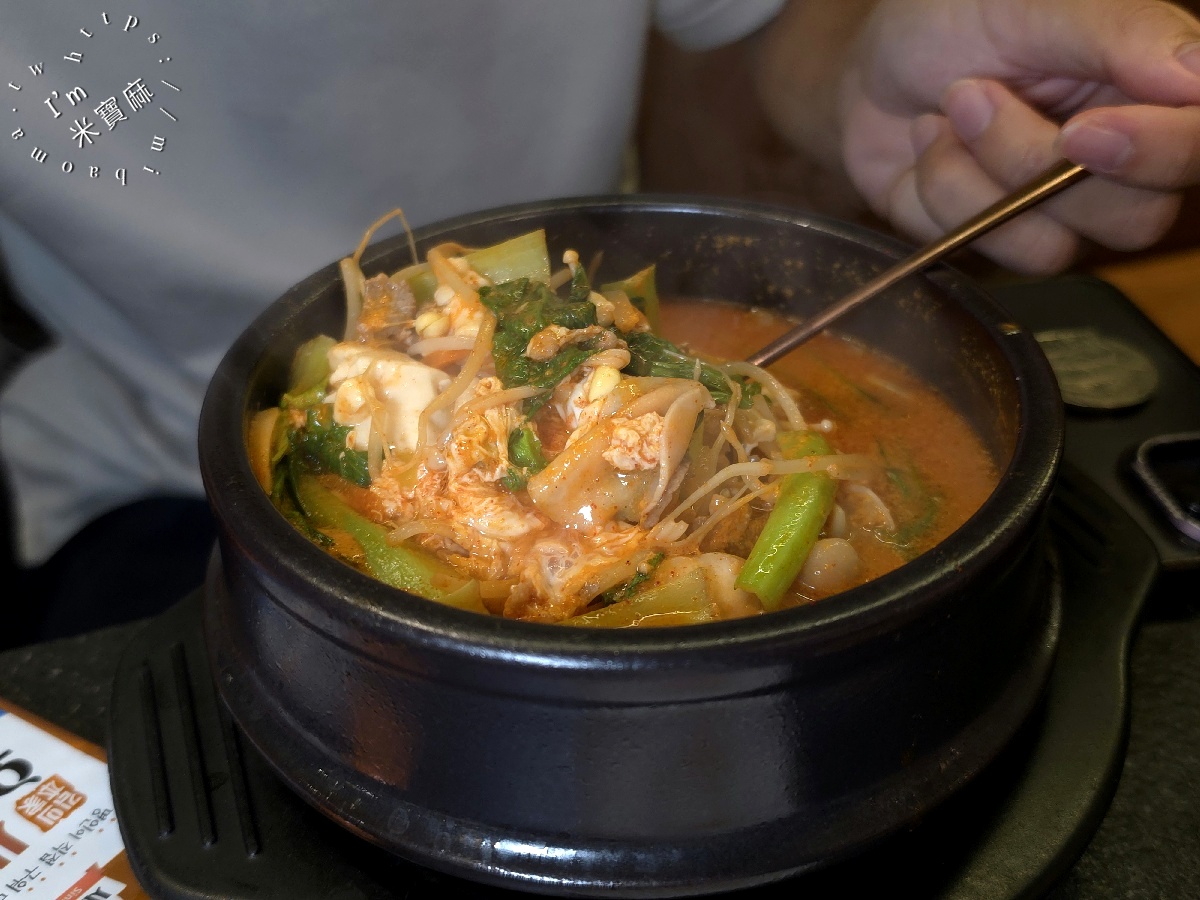 豆浦두포 豆腐鍋專賣｜中和美食，景安站韓式料理推薦！豆腐鍋、石鍋拌飯、海鮮煎餅一次吃