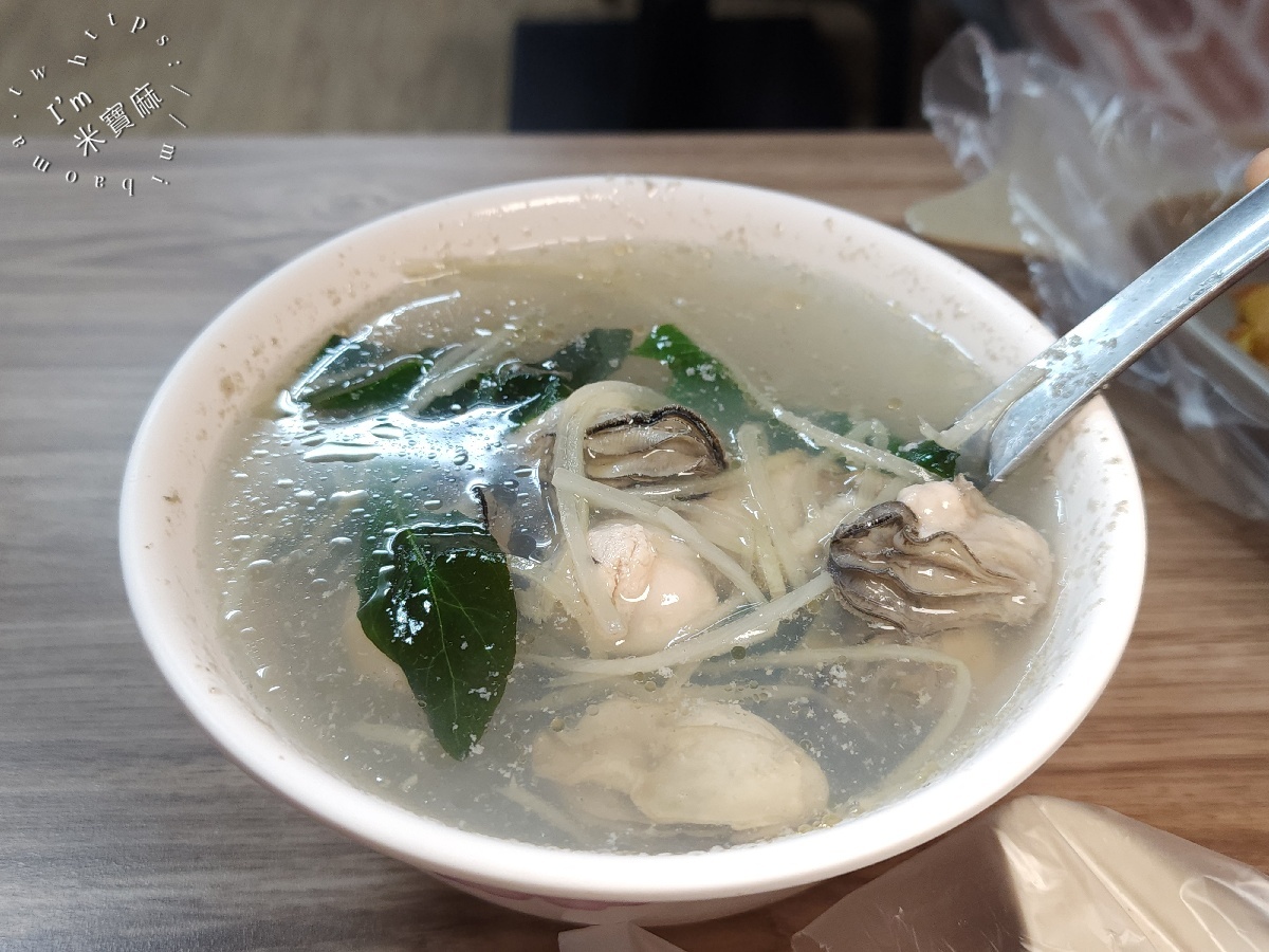 集美蚵嗲 ｜三重美食，現點現炸！招牌蚵嗲、蚵仔湯必吃，菜寮站人氣炸物小吃