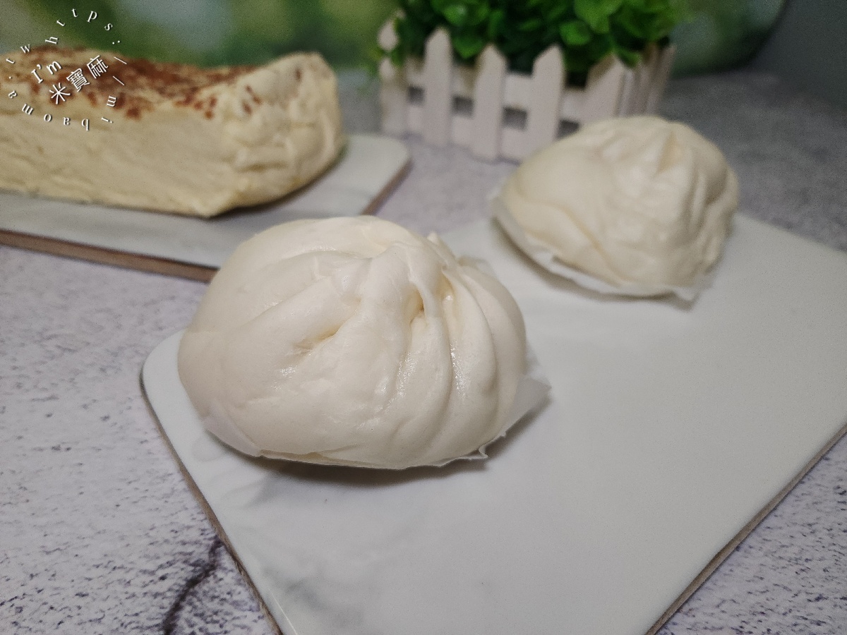 鹿港阿暉師肉包｜三重美食，香菇牛奶肉包、牛奶饅頭、鹹蛋糕，三種人氣古早味小吃一次買