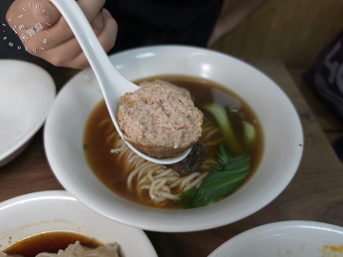 麵妃精選麵食|文山區美食,排骨蛋炒飯、紅油抄手、獅子頭湯麵,木新路平價麵食推薦 麵妃精選麵食|文山區美食,排骨蛋炒飯、紅油抄手、獅子頭湯麵,木新路平價麵食推薦