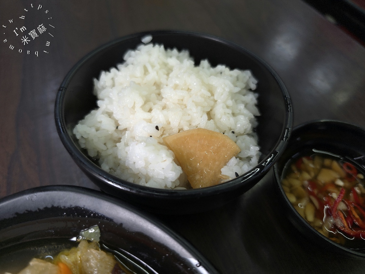 木柵老爹鵝肉專賣店|台北文山區美食,煙燻鵝肉、鵝油飯必吃,平日鵝肉麵、假日魯白菜別錯過 木柵老爹鵝肉專賣店|台北文山區美食,煙燻鵝肉、鵝油飯必吃,平日鵝肉麵、假日魯白菜別錯過