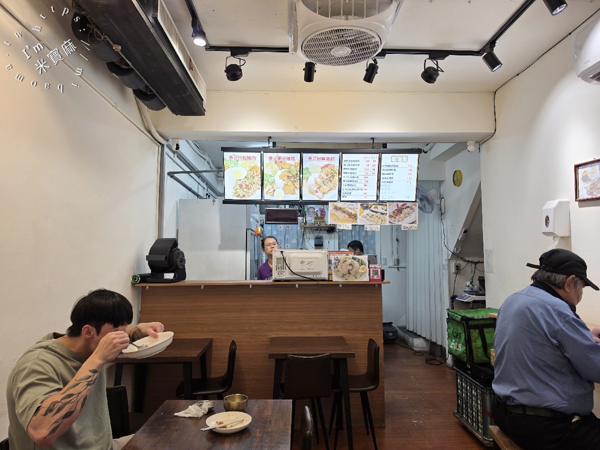 全福食堂｜興南夜市美食，泰式椒麻雞腿飯、打拋豬必吃