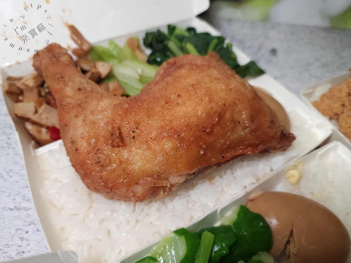 仁愛池上便當|中和興南夜市美食,排骨飯、雞腿飯、雞排飯,高 CP 值便當推薦 仁愛池上便當|中和興南夜市美食,排骨飯、雞腿飯、雞排飯,高 CP 值便當推薦