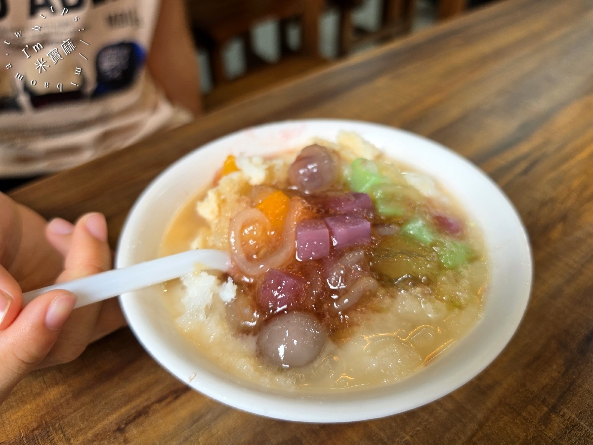 54大碗公 剉冰|中和美食,20種以上配料任你裝!銅板價剉冰、甜湯吃到滿滿超滿足 54大碗公 剉冰|中和美食,20種以上配料任你裝!銅板價剉冰、甜湯吃到滿滿超滿足