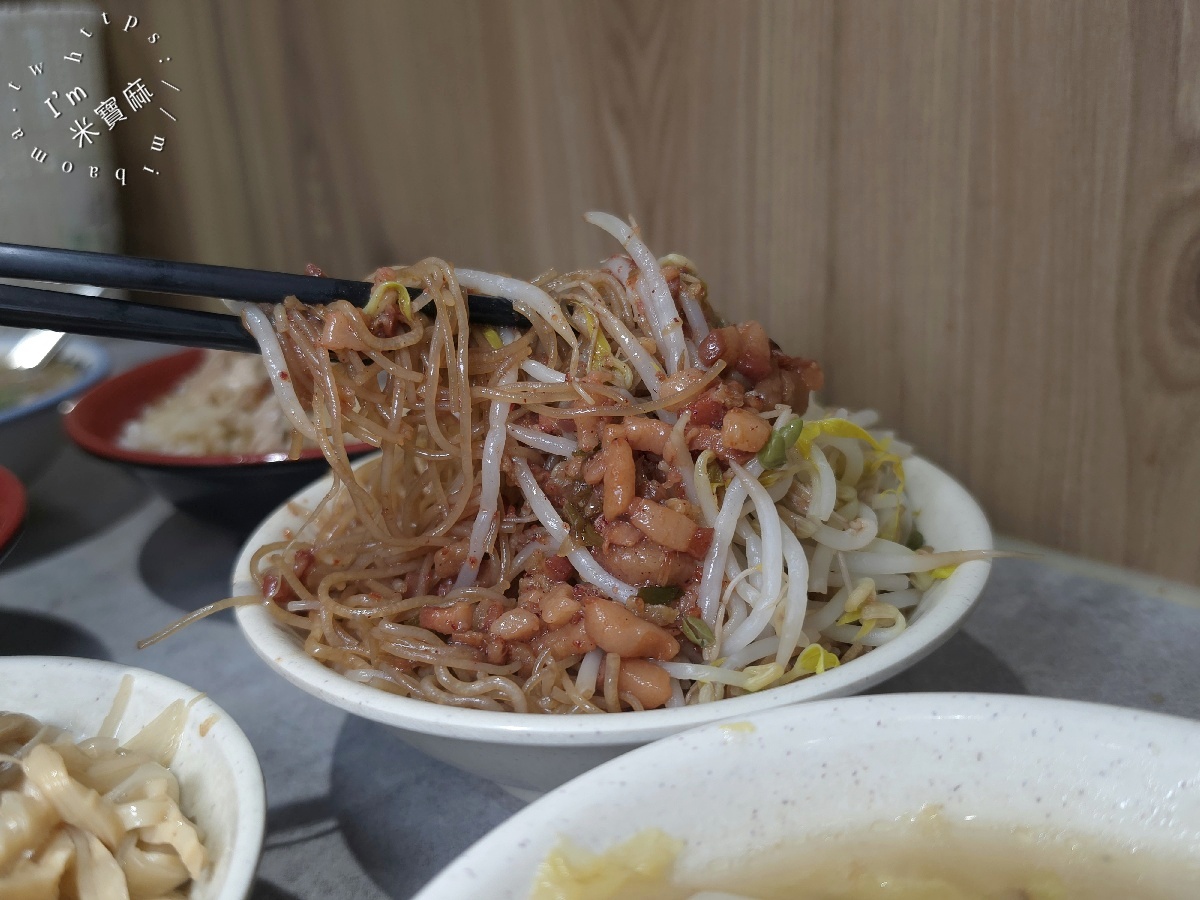 大胖肉羹 莒光店｜中和美食，肉羹湯免費續、平價雞肉飯