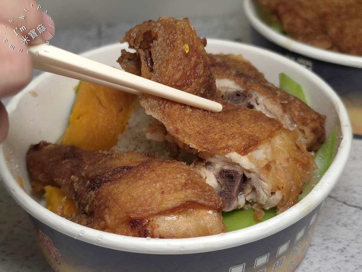 帝一金排骨｜板橋美食，炸雞腿飯、招牌炸排骨飯推薦，三樣配菜自選