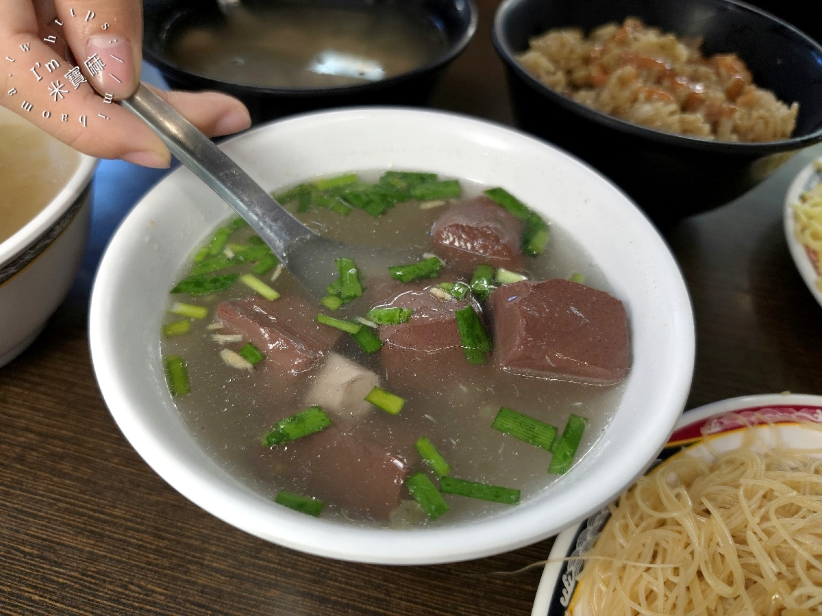 林記古早味小吃|中和美食,在地飄香15年以上!油飯、炒米粉、豬血腸仔湯,搬家後有冷氣內用 林記古早味小吃|中和美食,在地飄香15年以上!油飯、炒米粉、豬血腸仔湯,搬家後有冷氣內用