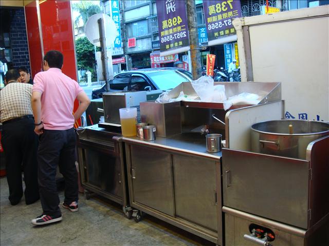 【美食介紹】板橋－飯堂台式便當專賣(板橋旗艦店)