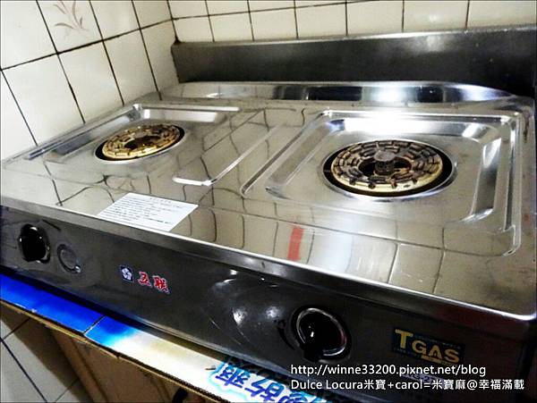 【廚房。瓦斯爐推薦】五聯瓦斯爐。台灣組裝。專業人員到府安裝。連續點火。定時關機裝置真安全