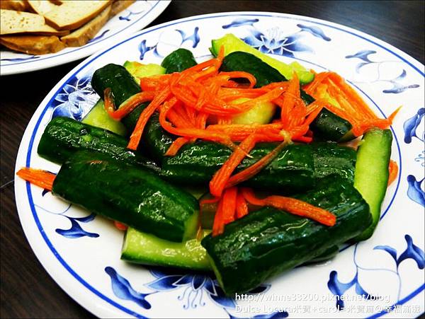 銘豐正宗原汁牛肉麵┃中和牛肉麵。牛肉湯餃。湯汁濃淡可依個人喜好調整。中和遠東工業區