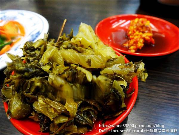 銘豐正宗原汁牛肉麵┃中和牛肉麵。牛肉湯餃。湯汁濃淡可依個人喜好調整。中和遠東工業區