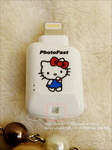 【3C。讀卡機】PhotoFast Hello Kitty蘋果microSD讀卡機。輕巧讀取資料速度快。粉紅色專屬APP介面♥