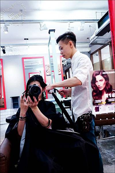 A’mour Hair Salon┃師大護髮。結構式護髮讓秀髮更健康。設計師Vena