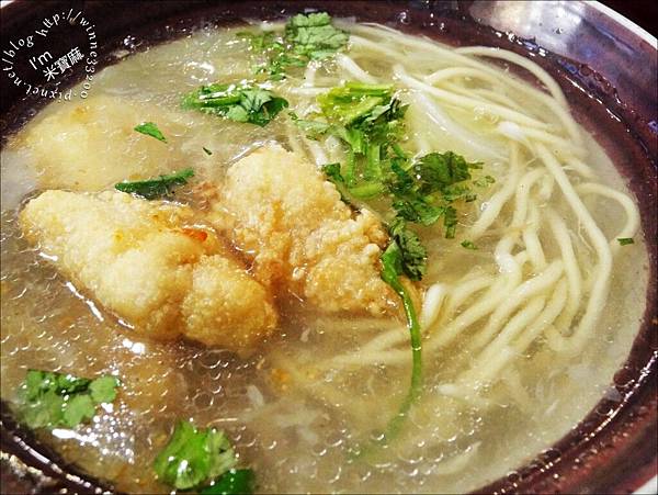 【食。捷運東門站】府城台南美食&芒果皇帝。吃完鹹的吃甜的♥草莓季必吃草莓冰