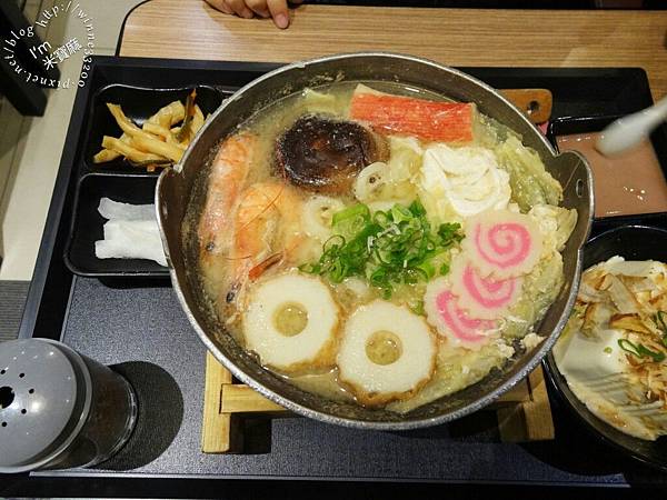 【食。中和環球】福勝亭TONKATSU 日式豬排專賣。高麗菜絲、湯品、白飯、飲料無限續