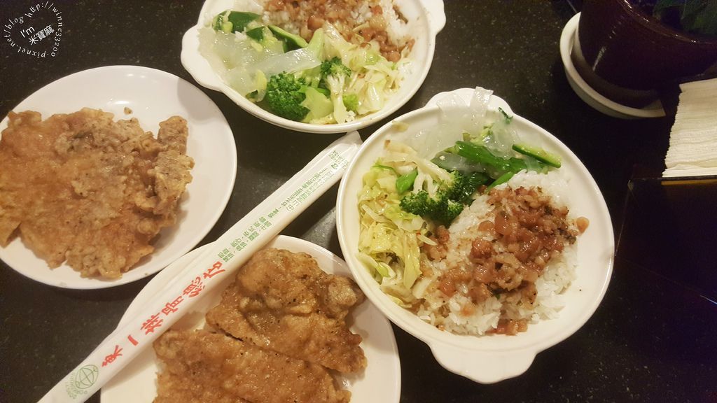 東一排骨總店_1