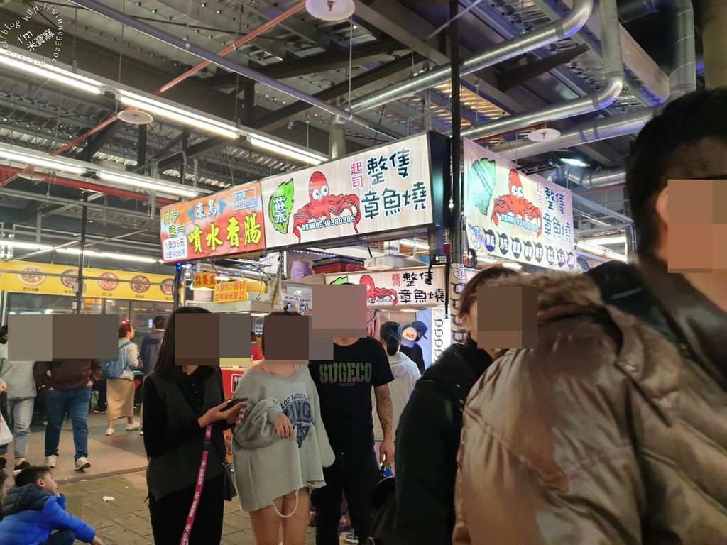 新店安和國際觀光夜市 陶岩黃金脆薯(甘梅粉) 微笑雞蛋糕 吉禾堂柴燒黑糖 火爆雞排(椒鹽) (36)