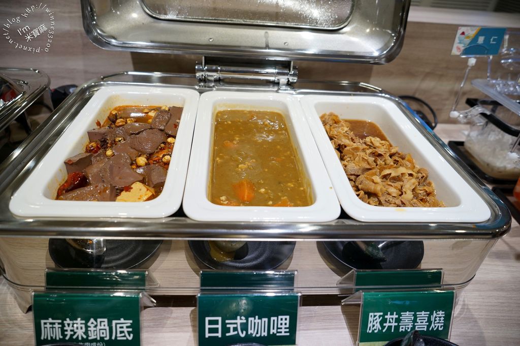 星野肉肉鍋吃到飽 新光三越台北站前店 (5)