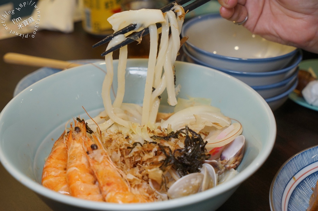 王家小院┃永和居酒屋。多樣化餐點選擇。樂華夜市巷弄美食