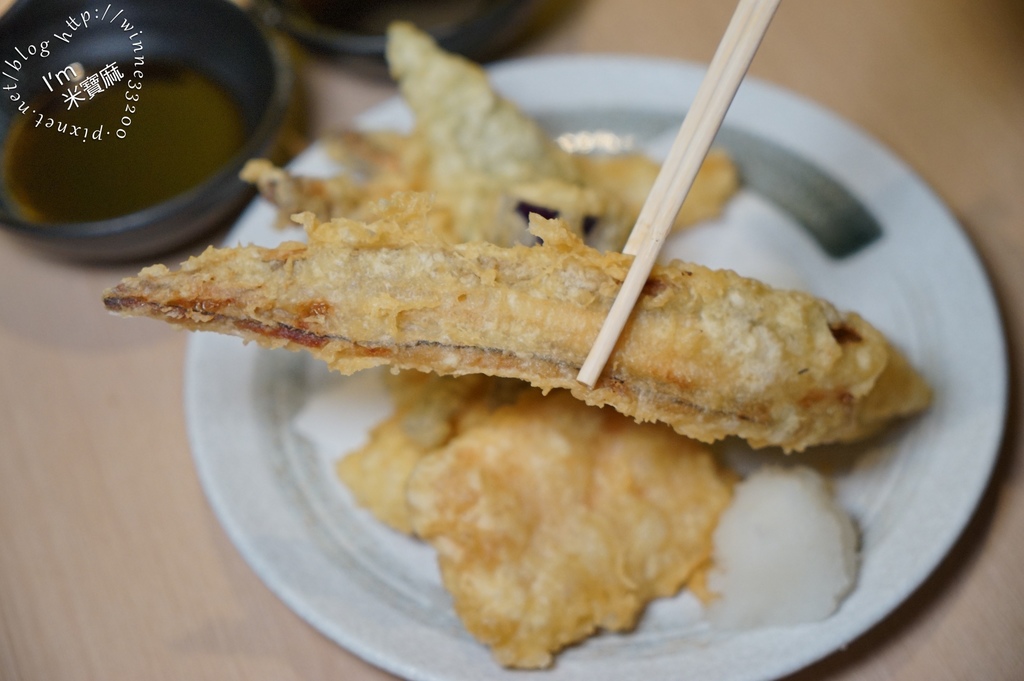 濱松屋┃中山鰻魚飯。水槽活鰻魚三吃經典對味，香烤原味鰻魚白燒也很好吃