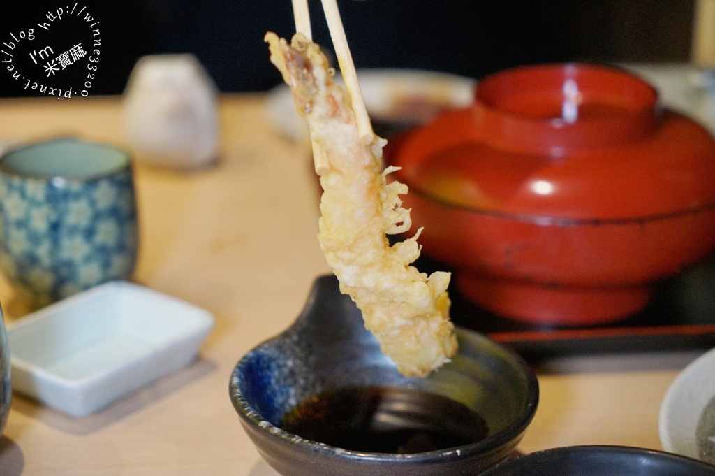 濱松屋┃中山鰻魚飯。水槽活鰻魚三吃經典對味，香烤原味鰻魚白燒也很好吃