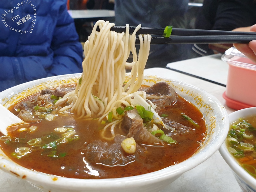 北方牛肉麵┃永和在地人激推牛肉麵。麵條選擇多。店內食用可加湯