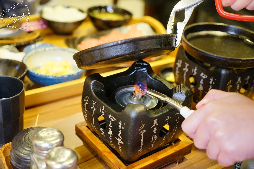 阿彤北和牛海鮮燒肉 板橋江子翠店┃板橋燒肉推薦。飲料、湯、飯無限續。單點套餐燒肉 服務佳