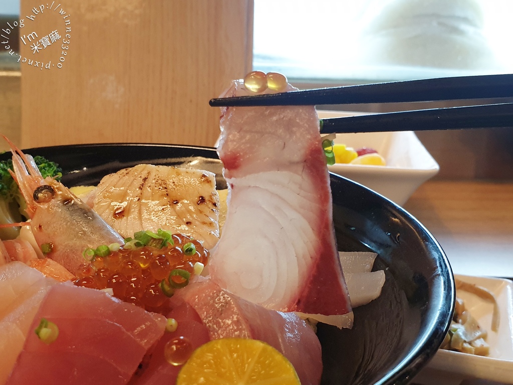 魚韻日式料理┃科技大樓站美食。各式生食、熟食丼飯，另有無菜單料理提供