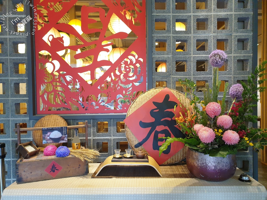 有春茶館Wu Chun Tea Hall-大墩店┃台中大墩美食。台灣傳統味道加上懷舊裝璜風，打卡拍照也很有氛圍